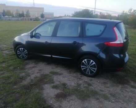 Серый Рено Сценик III, объемом двигателя 1.6 л и пробегом 295 тыс. км за 6800 $, фото 13 на Automoto.ua