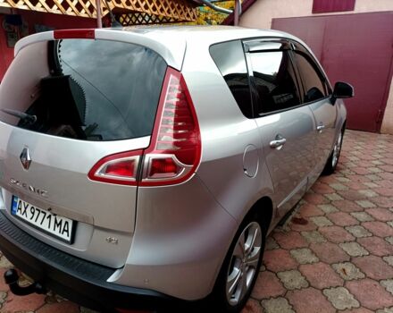 Серый Рено Сценик III, объемом двигателя 1.5 л и пробегом 275 тыс. км за 6900 $, фото 2 на Automoto.ua