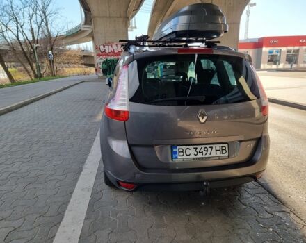 Серый Рено Сценик III, объемом двигателя 1.5 л и пробегом 326 тыс. км за 6500 $, фото 5 на Automoto.ua