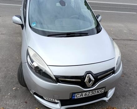 Рено Сценик III 2013 в Черкассах на Automoto.ua Серый Рено Сценик III, объемом двигателя 1.5 л и пробегом 253 тыс. км за 8400 $, фото 3 на Automoto.ua