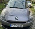 Серый Рено Сценик III, объемом двигателя 1.5 л и пробегом 233 тыс. км за 7000 $, фото 5 на Automoto.ua