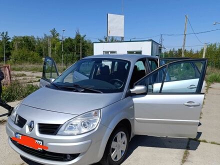 Рено Сценік III 2007 у Харкові на Automoto.ua Сірий Рено Сценік III, об'ємом двигуна 0 л та пробігом 141 тис. км за 6599 $, фото 1 на Automoto.ua