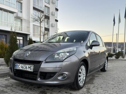 Сірий Рено Сценік III, об'ємом двигуна 1.46 л та пробігом 160 тис. км за 6300 $, фото 1 на Automoto.ua
