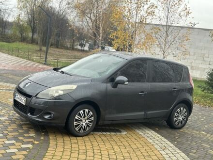 Серый Рено Сценик III, объемом двигателя 1.5 л и пробегом 250 тыс. км за 4750 $, фото 1 на Automoto.ua