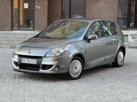 Серый Рено Сценик III, объемом двигателя 1.5 л и пробегом 265 тыс. км за 5350 $, фото 1 на Automoto.ua