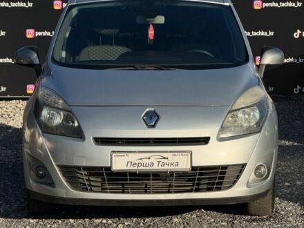 Серый Рено Сценик III, объемом двигателя 1.5 л и пробегом 278 тыс. км за 7900 $, фото 1 на Automoto.ua