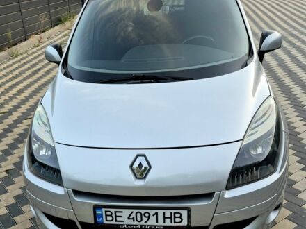 Серый Рено Сценик III, объемом двигателя 1.5 л и пробегом 257 тыс. км за 6600 $, фото 1 на Automoto.ua