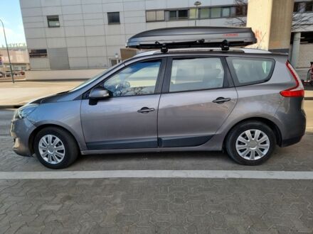 Сірий Рено Сценік III, об'ємом двигуна 1.5 л та пробігом 326 тис. км за 6500 $, фото 1 на Automoto.ua