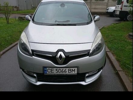 Серый Рено Сценик III, объемом двигателя 1.5 л и пробегом 300 тыс. км за 7500 $, фото 1 на Automoto.ua