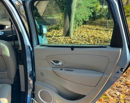 Синій Рено Сценік III, об'ємом двигуна 1.5 л та пробігом 244 тис. км за 6800 $, фото 14 на Automoto.ua