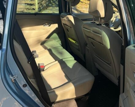 Синій Рено Сценік III, об'ємом двигуна 1.5 л та пробігом 244 тис. км за 6800 $, фото 15 на Automoto.ua