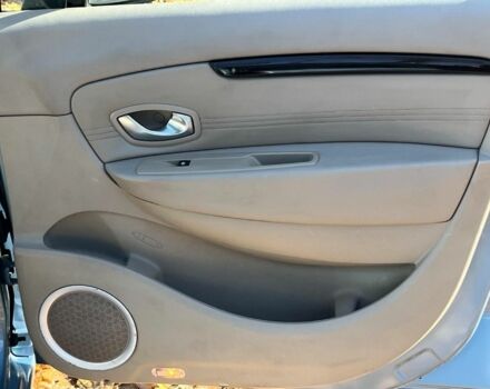 Синій Рено Сценік III, об'ємом двигуна 1.5 л та пробігом 244 тис. км за 6800 $, фото 10 на Automoto.ua