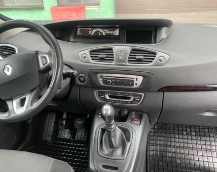 Синій Рено Сценік III, об'ємом двигуна 1.5 л та пробігом 233 тис. км за 7500 $, фото 5 на Automoto.ua