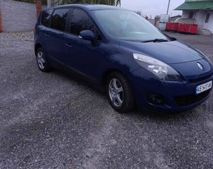 Рено Сценик III 2010 в Днепре (Днепропетровске) на Automoto.ua Синий Рено Сценик III, объемом двигателя 1.5 л и пробегом 288 тыс. км за 7000 $, фото 10 на Automoto.ua