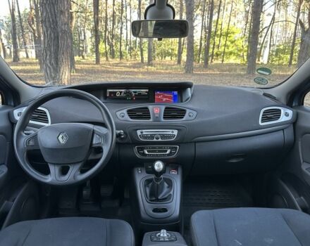 Синій Рено Сценік III, об'ємом двигуна 1.5 л та пробігом 187 тис. км за 6950 $, фото 10 на Automoto.ua