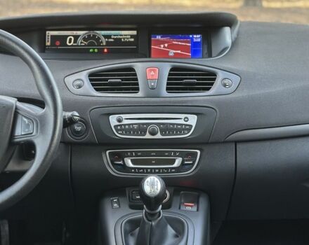 Синій Рено Сценік III, об'ємом двигуна 1.5 л та пробігом 187 тис. км за 6950 $, фото 11 на Automoto.ua