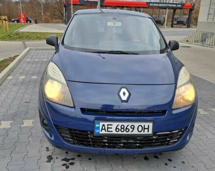 Синий Рено Сценик III, объемом двигателя 1.5 л и пробегом 235 тыс. км за 5267 $, фото 3 на Automoto.ua
