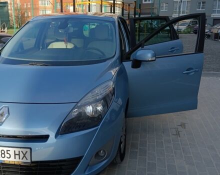 Рено Сценик III 2011 в Хмельницком на Automoto.ua Синий Рено Сценик III, объемом двигателя 1.5 л и пробегом 278 тыс. км за 6500 $, фото 2 на Automoto.ua