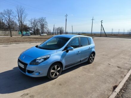 Рено Сценік III 2009 у Лозовой на Automoto.ua Синій Рено Сценік III, об'ємом двигуна 1.5 л та пробігом 189 тис. км за 7300 $, фото 1 на Automoto.ua