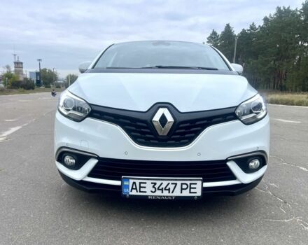 Белый Рено Сценик, объемом двигателя 1.5 л и пробегом 196 тыс. км за 12800 $, фото 1 на Automoto.ua