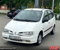 Белый Рено Сценик, объемом двигателя 1.6 л и пробегом 300 тыс. км за 1999 $, фото 1 на Automoto.ua