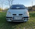 Белый Рено Сценик, объемом двигателя 2 л и пробегом 390 тыс. км за 2700 $, фото 1 на Automoto.ua