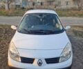 Белый Рено Сценик, объемом двигателя 1.6 л и пробегом 250 тыс. км за 5500 $, фото 1 на Automoto.ua
