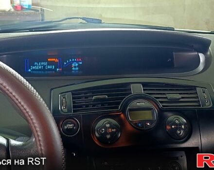 Рено Сценік 2006 у Синельниковом на Automoto.ua Білий Рено Сценік, об'ємом двигуна 1.5 л та пробігом 250 тис. км за 5500 $, фото 5 на Automoto.ua