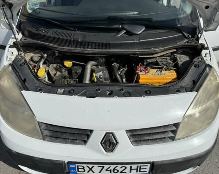 Белый Рено Сценик, объемом двигателя 1.46 л и пробегом 296 тыс. км за 4400 $, фото 14 на Automoto.ua