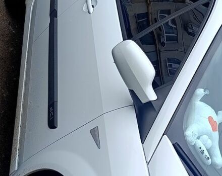 Рено Сценік 2006 у Синельниковом на Automoto.ua Білий Рено Сценік, об'ємом двигуна 1.5 л та пробігом 250 тис. км за 5500 $, фото 1 на Automoto.ua