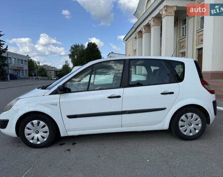 Белый Рено Сценик, объемом двигателя 1.46 л и пробегом 296 тыс. км за 4400 $, фото 1 на Automoto.ua