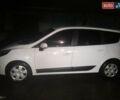 Білий Рено Сценік, об'ємом двигуна 2 л та пробігом 261 тис. км за 7000 $, фото 1 на Automoto.ua