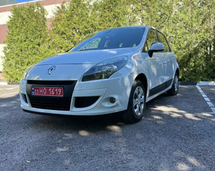 Білий Рено Сценік, об'ємом двигуна 1.6 л та пробігом 110 тис. км за 8200 $, фото 5 на Automoto.ua