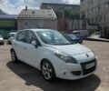 Белый Рено Сценик, объемом двигателя 1.99 л и пробегом 190 тыс. км за 8500 $, фото 1 на Automoto.ua