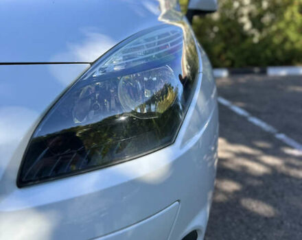 Білий Рено Сценік, об'ємом двигуна 1.6 л та пробігом 110 тис. км за 8200 $, фото 10 на Automoto.ua