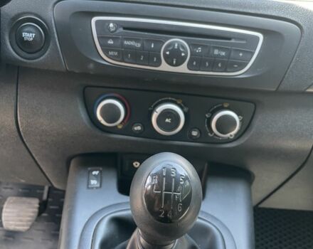 Рено Сценик 2010 в Кропивницком (Кировограде) на Automoto.ua Белый Рено Сценик, объемом двигателя 1.5 л и пробегом 280 тыс. км за 6400 $, фото 7 на Automoto.ua