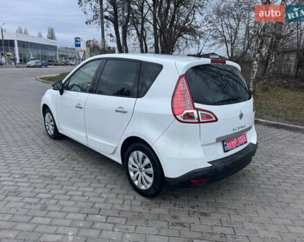 Білий Рено Сценік, об'ємом двигуна 1.6 л та пробігом 165 тис. км за 8200 $, фото 8 на Automoto.ua