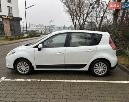 Белый Рено Сценик, объемом двигателя 1.46 л и пробегом 294 тыс. км за 6890 $, фото 6 на Automoto.ua