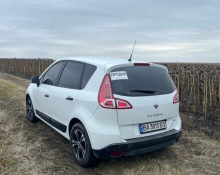 Рено Сценик 2010 в Кропивницком (Кировограде) на Automoto.ua Белый Рено Сценик, объемом двигателя 1.5 л и пробегом 280 тыс. км за 6400 $, фото 14 на Automoto.ua