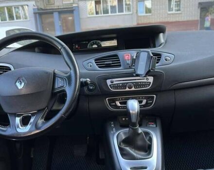 Білий Рено Сценік, об'ємом двигуна 1.5 л та пробігом 295 тис. км за 6000 $, фото 8 на Automoto.ua