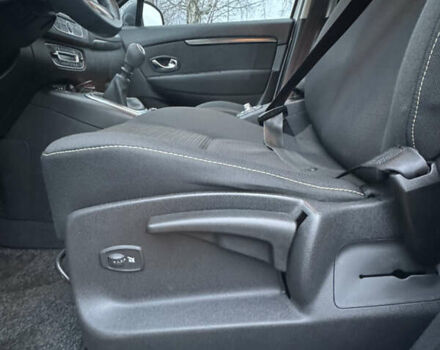 Білий Рено Сценік, об'ємом двигуна 1.6 л та пробігом 165 тис. км за 8200 $, фото 32 на Automoto.ua