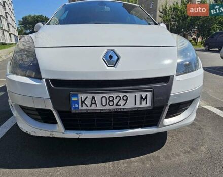 Білий Рено Сценік, об'ємом двигуна 1.5 л та пробігом 295 тис. км за 6000 $, фото 17 на Automoto.ua