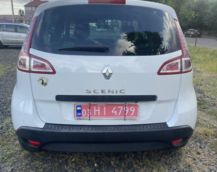 Рено Сценик 2010 в Луцке на Automoto.ua Белый Рено Сценик, объемом двигателя 1.5 л и пробегом 218 тыс. км за 7500 $, фото 5 на Automoto.ua