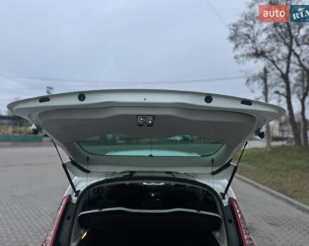 Білий Рено Сценік, об'ємом двигуна 1.6 л та пробігом 165 тис. км за 8200 $, фото 58 на Automoto.ua