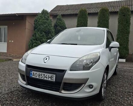 Білий Рено Сценік, об'ємом двигуна 2 л та пробігом 237 тис. км за 7500 $, фото 1 на Automoto.ua