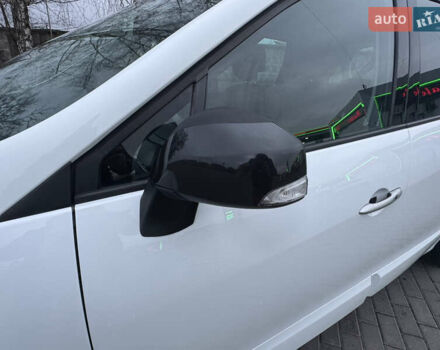 Білий Рено Сценік, об'ємом двигуна 1.6 л та пробігом 165 тис. км за 8200 $, фото 25 на Automoto.ua