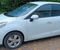 Белый Рено Сценик, объемом двигателя 2 л и пробегом 169 тыс. км за 8500 $, фото 1 на Automoto.ua