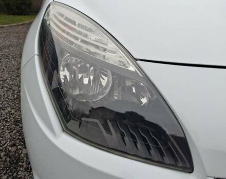 Білий Рено Сценік, об'ємом двигуна 2 л та пробігом 237 тис. км за 7500 $, фото 7 на Automoto.ua