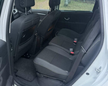 Білий Рено Сценік, об'ємом двигуна 1.6 л та пробігом 165 тис. км за 8200 $, фото 43 на Automoto.ua