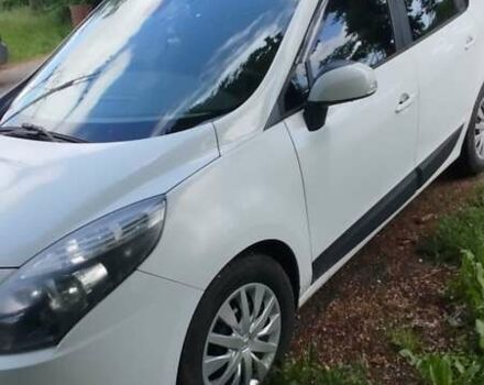 Білий Рено Сценік, об'ємом двигуна 1.46 л та пробігом 303 тис. км за 5850 $, фото 3 на Automoto.ua